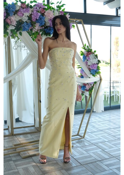 Sarı Kadın Straplez Taş Detaylı Yırtmaçlı Abiye Elbise 0801045.11 modelleri