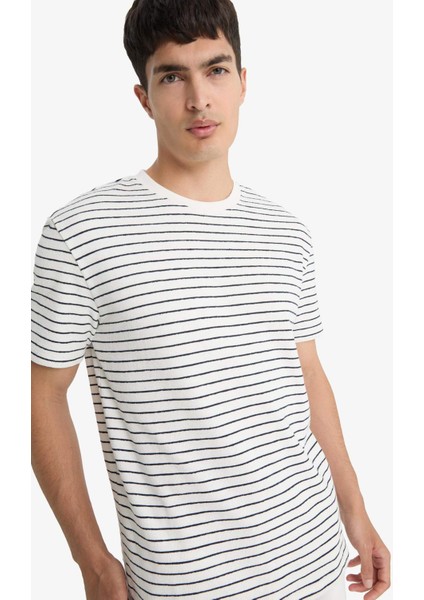 Regular Fit Bisiklet Yaka Çizgili Kısa Kollu Tişört E8198AX25AU modelleri