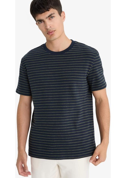 Regular Fit Bisiklet Yaka Çizgili Kısa Kollu Tişört E8198AX25AU
