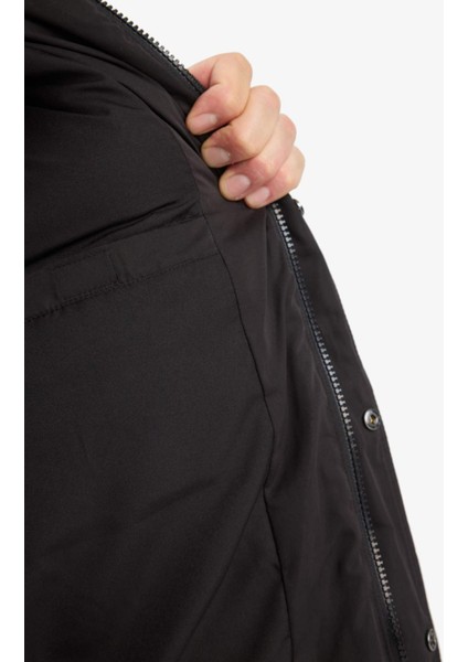 Su İtici Regular Fit Kapüşonlu Fermuarlı İç Cepli Şişme Yelek W5509AZ25AU indirimleri