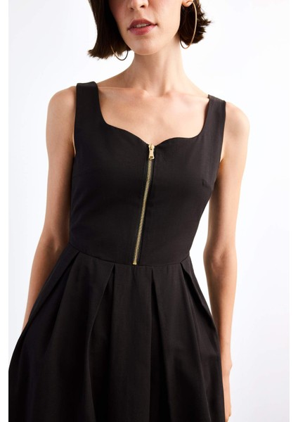 Kalp Yaka Fermuarlı Askılı Midi Elbise G0748AX25SM indirimleri