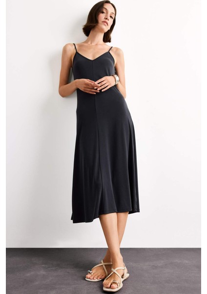 Modal İnce Askılı Maxi Elbise G1334AX25SM modelleri