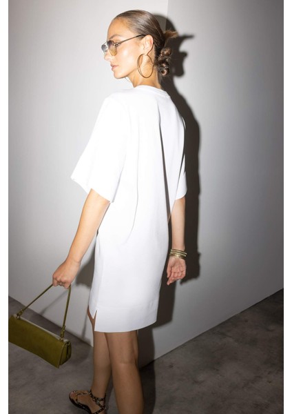 A Kesim Bisiklet Yaka Penye Kısa Kollu Mini Elbise G1343AX25AU fırsatları