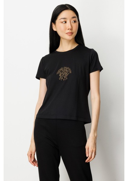 On Önü Taş Baskılı Kısa Kollu Bluz