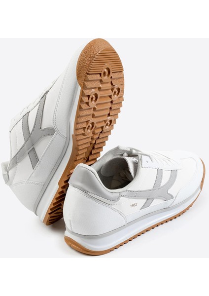 Retro Şerit Detaylı Sneaker fırsatları