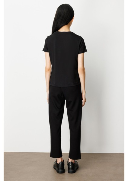 On Önü Taş Baskılı Kısa Kollu Bluz fırsatları