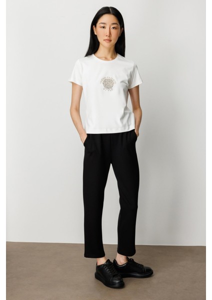 On Önü Taş Baskılı Kısa Kollu Bluz modelleri