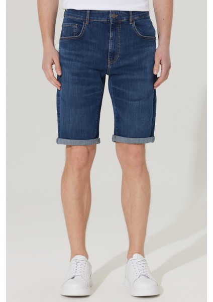 Slim Fit Dar Kesim Pamuklu Esnek Denim Şort fiyatları