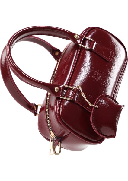 Kırışık Dokulu Bordo SHK207 Suni Deri Charm Detaylı Fermuarlı ,askılı El, Kol ve Omuz Çantası