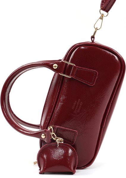 Kırışık Dokulu Bordo SHK207 Suni Deri Charm Detaylı Fermuarlı ,askılı El, Kol ve Omuz Çantası