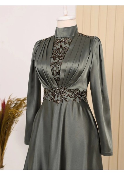 Omuzları Beli ve Önü Boncuklu Saten Tesettür Düğün Uzun Abiye Elbise fiyatları