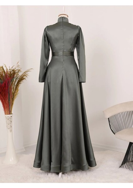 Omuzları Beli ve Önü Boncuklu Saten Tesettür Düğün Uzun Abiye Elbise fırsatları