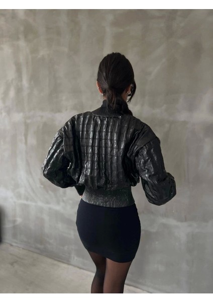 Beli Büzgülü Crop Deri Ceket Siyah fiyatları