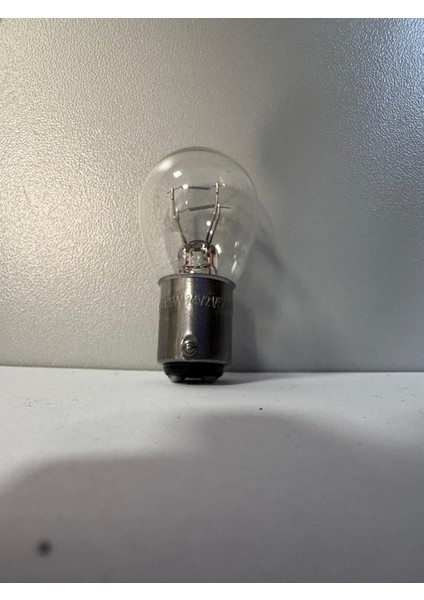 - 1 987 302 524 Ampul P21/5W, 24V Çift Duy, Şaşı Tırnak BAY15D (Standart) modelleri