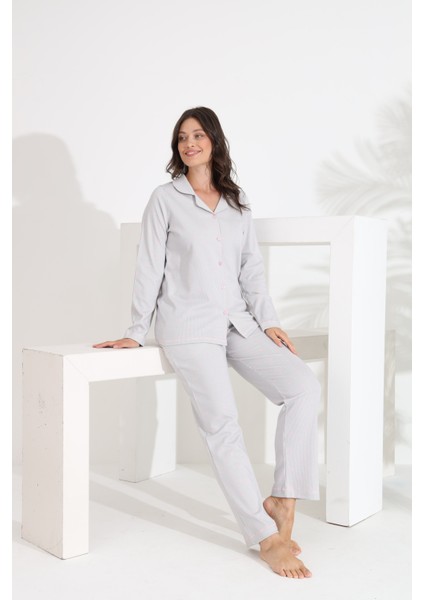 %100 Pamuk Uzun Kol Önden Düğmeli Kalpli Kadın Pijama Takımı 98300-301 modelleri