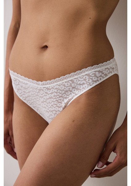 Ekru Easy Lace Dantelli V Kesim Düşük Bel Slip Külot