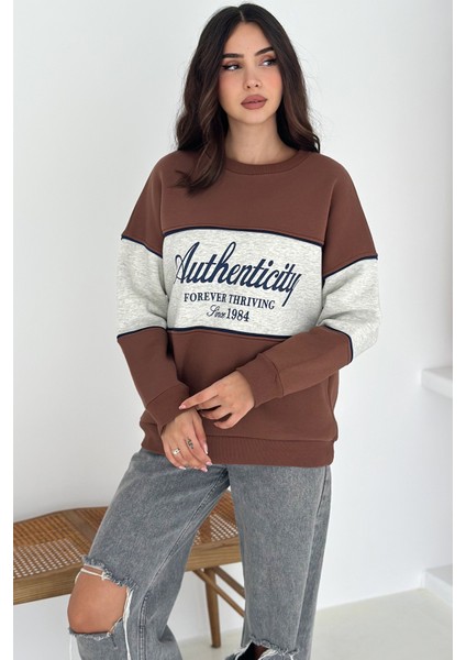 “authenticity” Baskılı Renk Bloklu Sweatshirt – Sokak Ruhunu Yansıt fırsatları