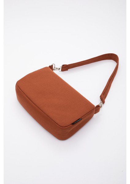 Kiremit U16 Kanvas Kumaş ,Tek Bölmeli ,Fermuarlı ,Astarlı, Baget Model El, Kol Ve Omuz Çantası fırsatları