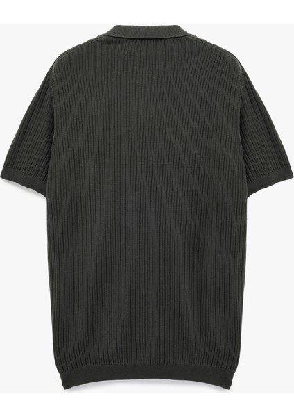 Regular Fit Kısa Kollu Pamuklu Dokulu Düğmeli Polo Yaka Triko Tişört fırsatları