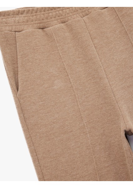 Cepli Nervür Detaylı Eşofman Pantolon modelleri