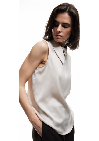 Asimetrik Yaka Kolsuz Saten Bluz fiyatları