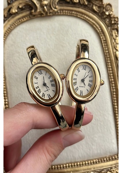 Car Gold Baignoire Kelepçe Kadın Kol Saati fiyatları