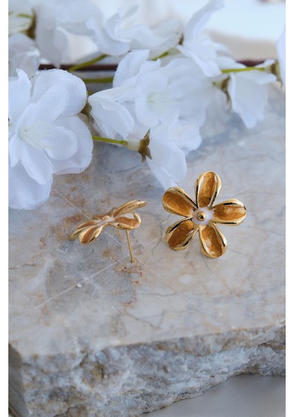 Kahve ve Beyaz Mineli Papatya Küpe fiyatları