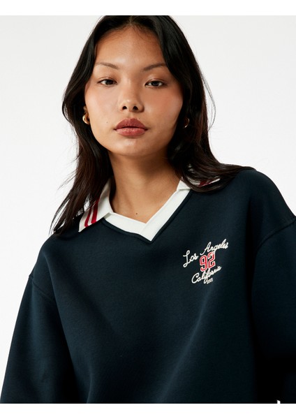 Nakış Detaylı Uzun Kollu Şardonlu Polo Yaka Oversize Sweatshirt