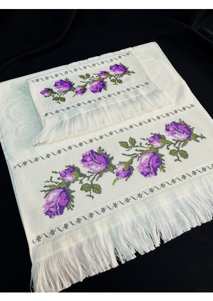 Özel Tasarım Kanaviçe Nakış Işlemeli Kadife Etamin Çeyizlik 2'li Havlu Seti fiyatları