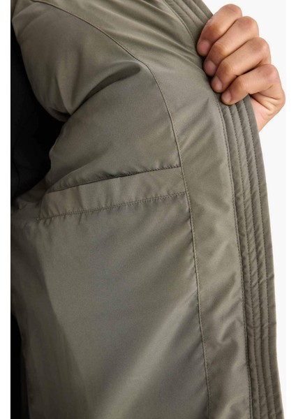 Fit Su İtici Rüzgar Geçirmez Regular Fit Kapüşonlu Fermuarlı Cepli Şişme Yelek