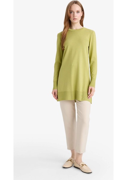 Regular Fit Bisiklet Yaka Yırtmaçlı Basic Düz Triko Kazak Tunik H3431AZ25WN fiyatları