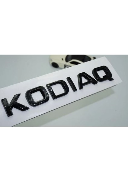 Kodıaq Uyumlu Yazı Siyah