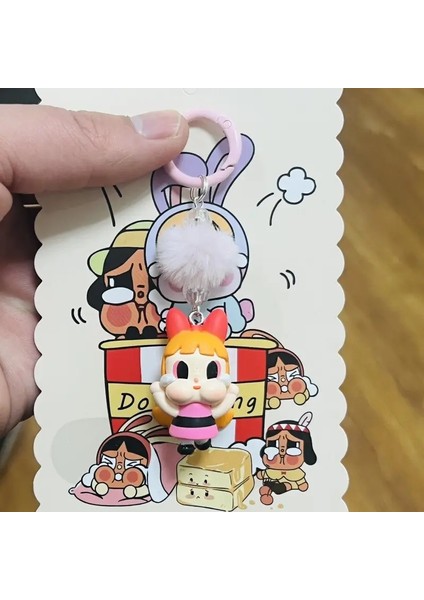Kawaii Mini Crybaby Keychain Karikatür Üç Boyutlu Bebek Öğrencileri Okul Çantası Kolye Araba Ana Zinciri Lar ve Erkekler Li: E (Yurt Dışından)