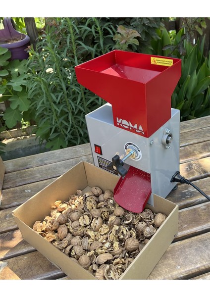 Koma CKK40 Kırmatik 220V Ceviz ve Fındık Kırma Makinesi