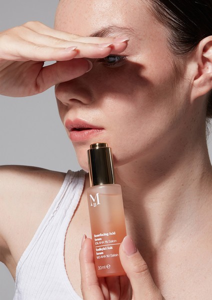 Yenileyici Asit Serum %10 AHA %1 Salisin (%2 Arbutin + Hyalüronik Asit) fiyatları