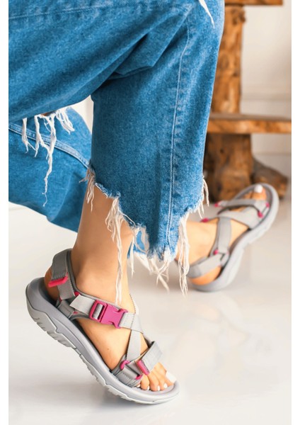 Günlük Unisex Tokalı Sandalet Yastıklı Hafif Tabanlı Çapraz Şerit Outdoor Esnek Ayakkabı 125Ç