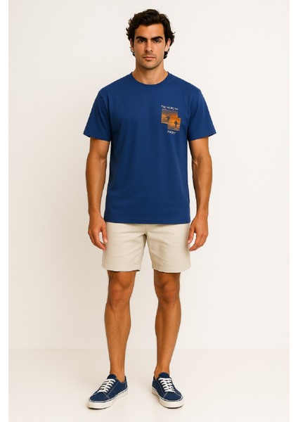 Bisiklet Yaka Göğüsü Manzara Baskılı %100 Pamuk Regular Fit Esnek Süprem T-Shirt