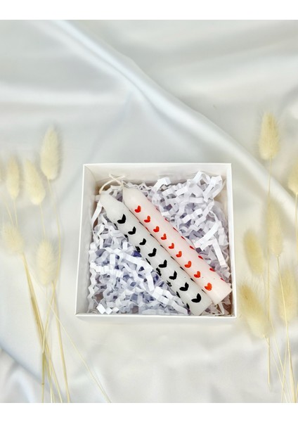 10 Adet Beyaz Kutulu Kırmızı ve Siyah Kalpli El Yapımı Mum (2 Tane) - Söz Hediyeliği/hediyelik fiyatları