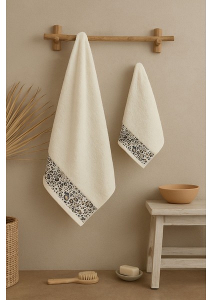 Ayla Model Baskılı 2'li Banyo Havlu Seti fiyatları