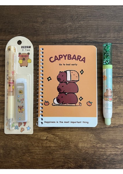 Capybara Kırtasiye Seti Not Defteri Silgi Uçlu Kalem ve 1 Kutu Uç Kapibara Okul Set