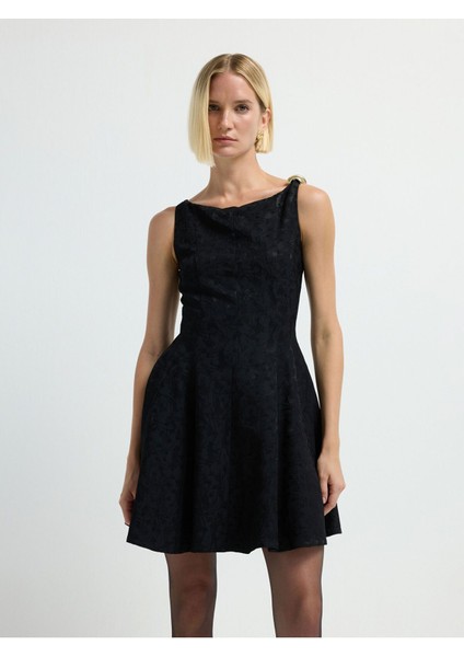 Kup Detaylı Mini Elbise Siyah 12444772001