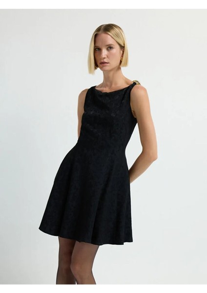 Kup Detaylı Mini Elbise Siyah 12444772001 fırsatları