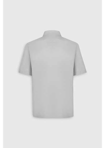 Erkek Gri Comfort Fit Rahat Kesim Düğmeli Yaka Keten Görünümlü %100 Pamuk Flamlı Kısa Kollu Gömlek