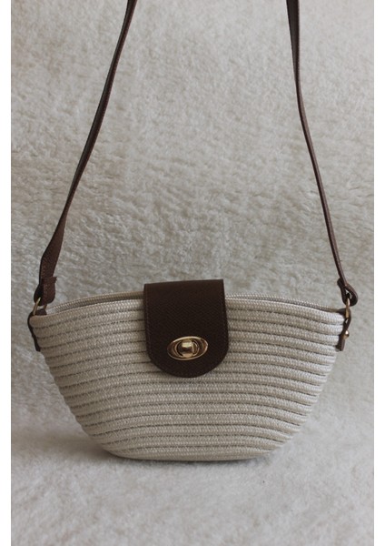 Gabri Kapaklı Hasır Çapraz Çanta Vizon