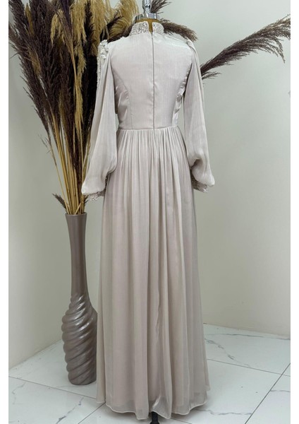 Rengin Tesettür Abiye Bej modelleri