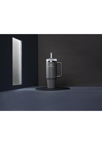 Quencher Tumbler Termos 0,88 L Koyu Gri fırsatları