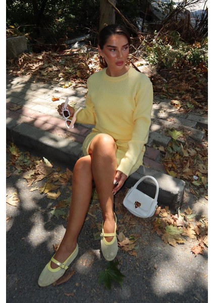 Sarı Bisiklet Yaka Kadın Triko Kazak MG2494 fiyatları