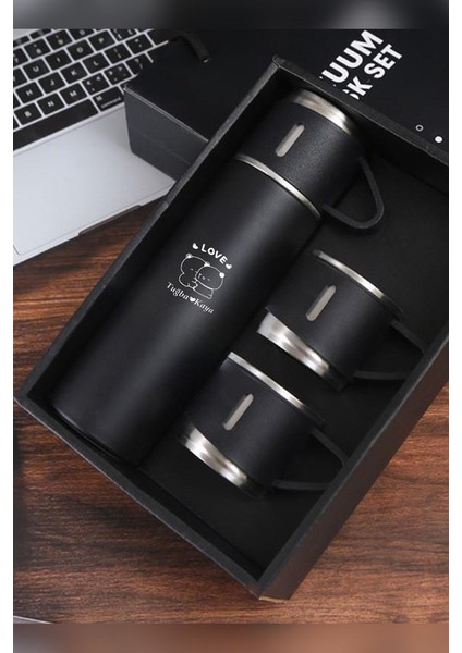 Kişiye Özel 3 Bardaklı 500ML Çelik Ayıcık Baskılı Termos–12 Saat Isı Koruma, Sızdırmaz ve Taşınabilir