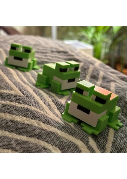 Frog Yeşil Kurbağa Figür modelleri