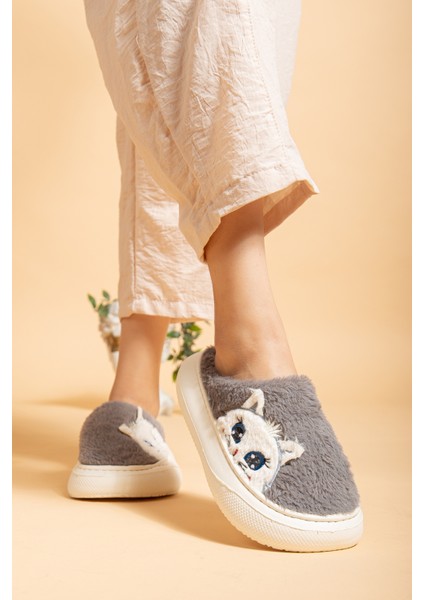 Kadın Kedicik Desenli Peluş Yumuşak Hafif Ses Yapmayan Kaymaz Eva Taban Kışlık Ev Terliği fiyatları